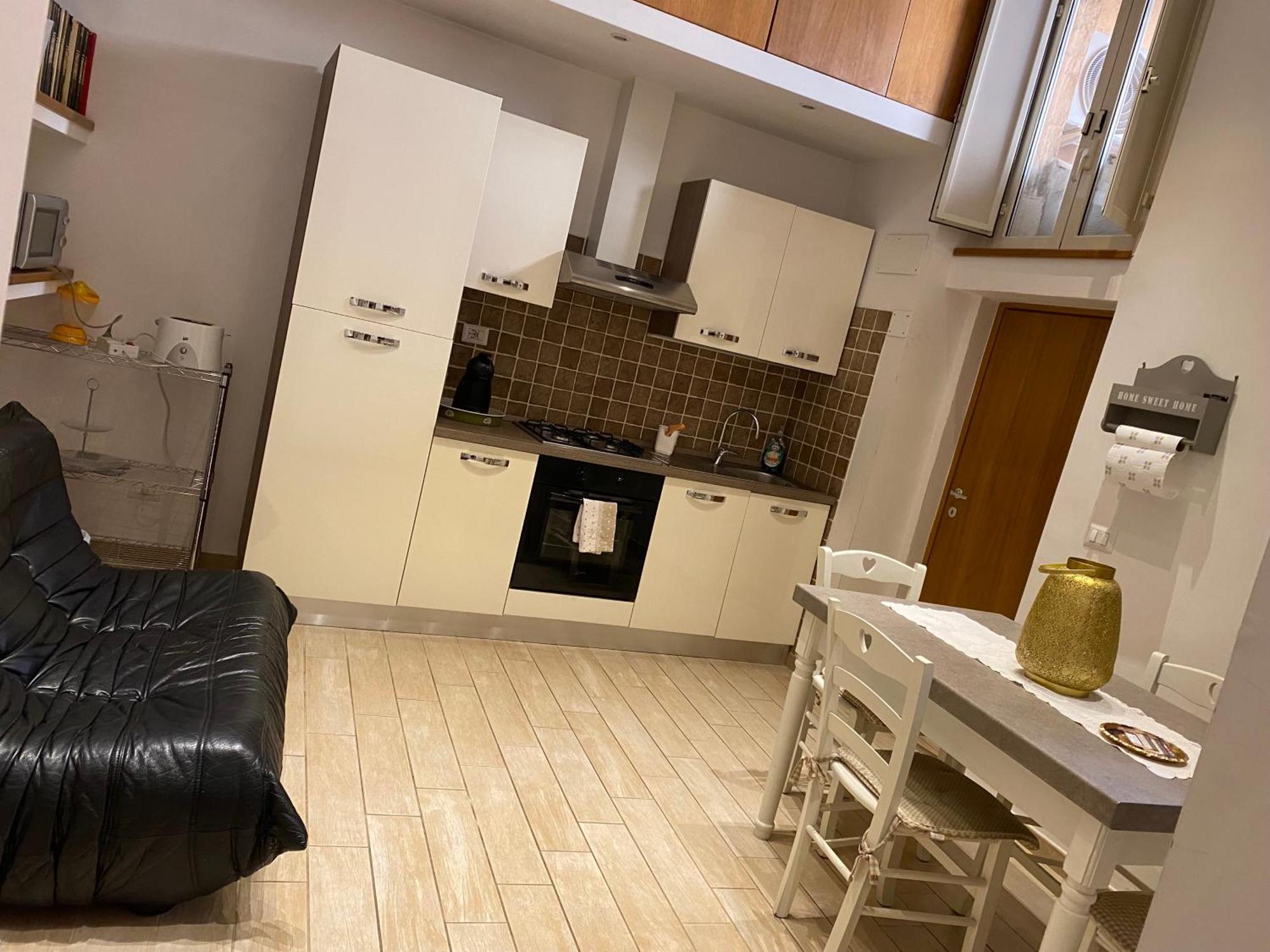 B&B Trastevere Il Vicolo ローマ エクステリア 写真