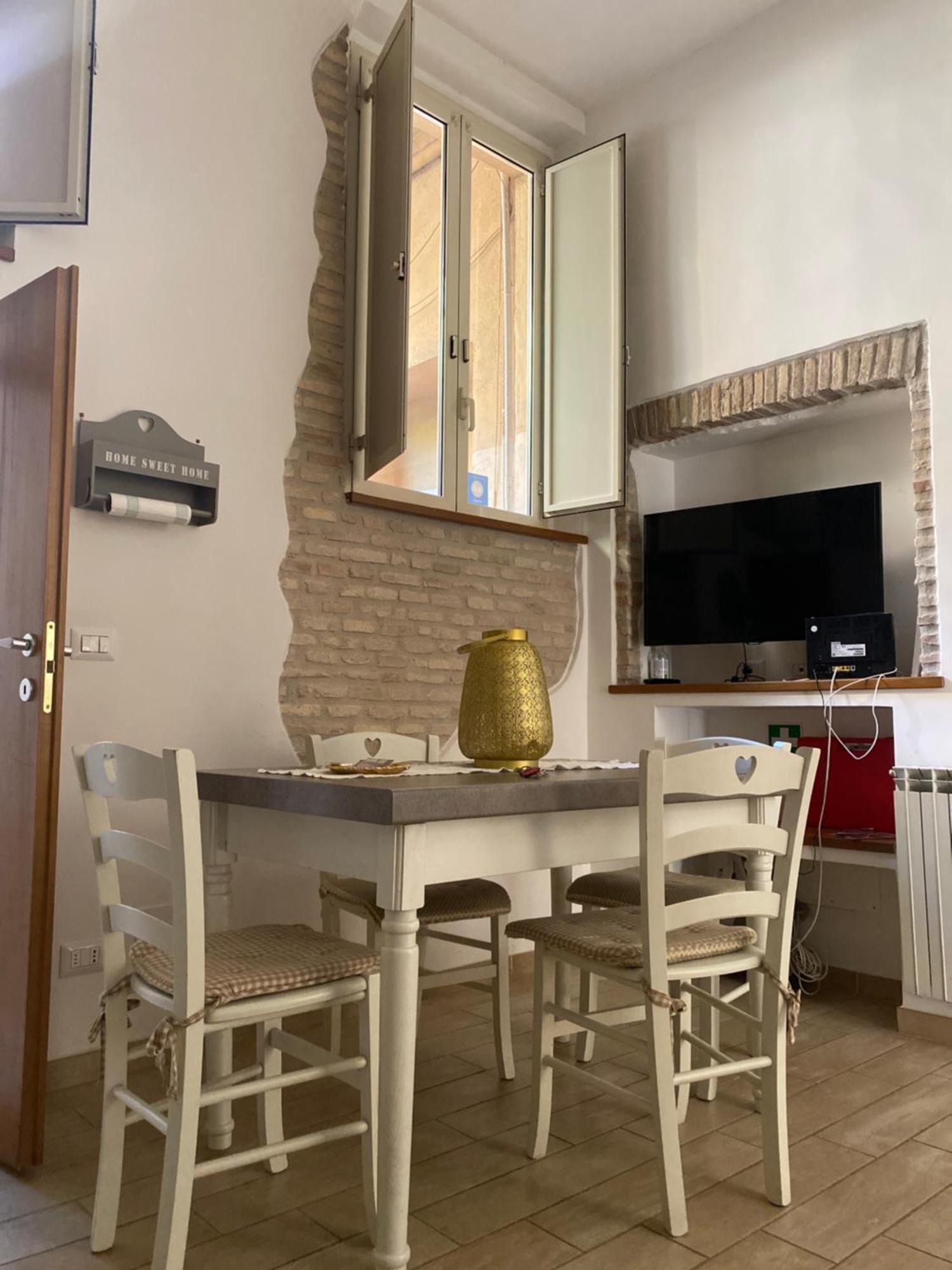 B&B Trastevere Il Vicolo ローマ エクステリア 写真