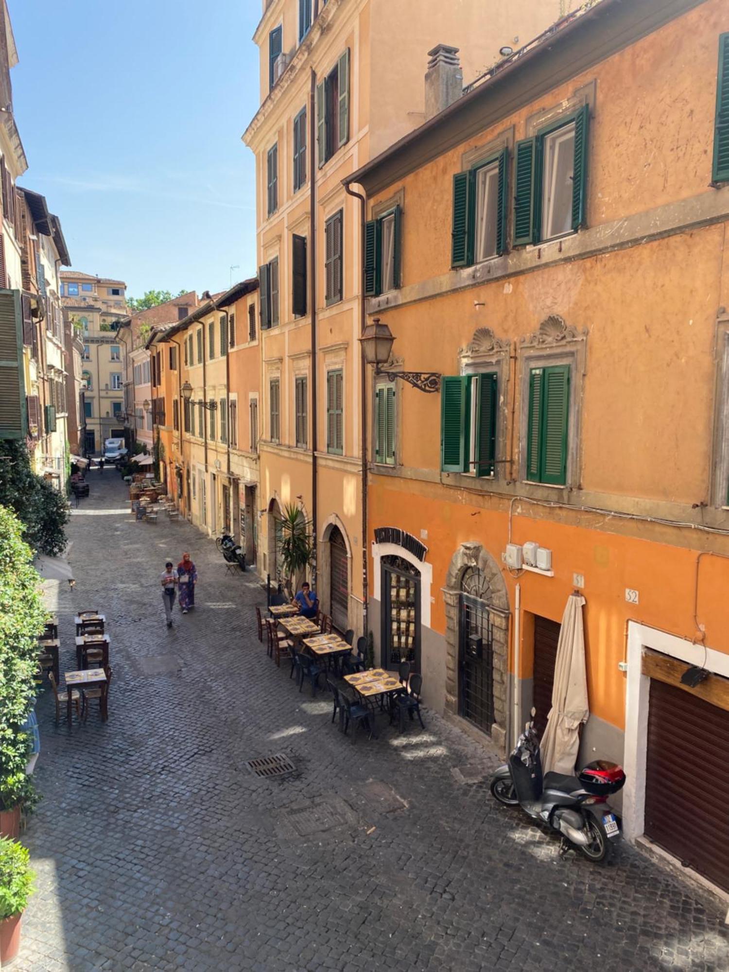 B&B Trastevere Il Vicolo ローマ エクステリア 写真