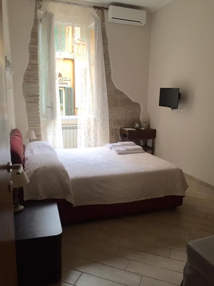 B&B Trastevere Il Vicolo ローマ エクステリア 写真